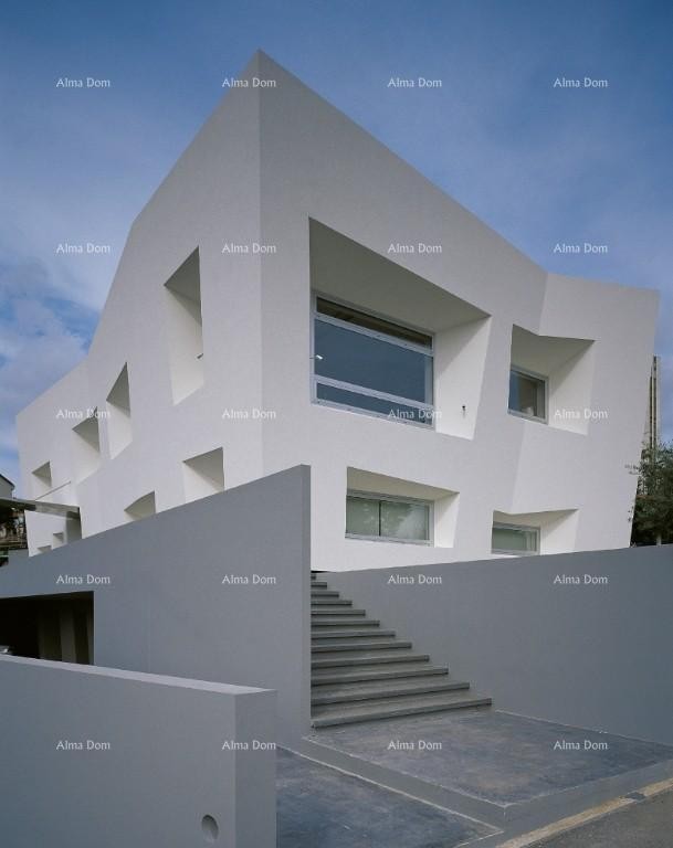 Pula/Veruda! Samostojna hiša na odlični lokaciji! 12