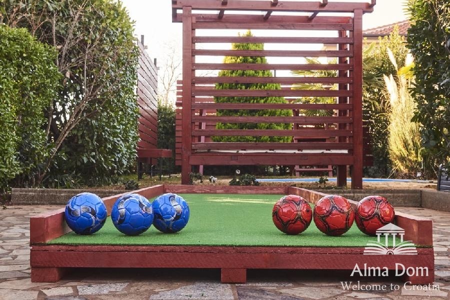 Kuća , blizina grada Umaga. 33