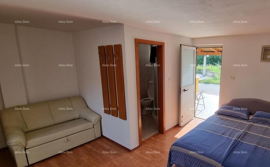 Buje Kaštel 13