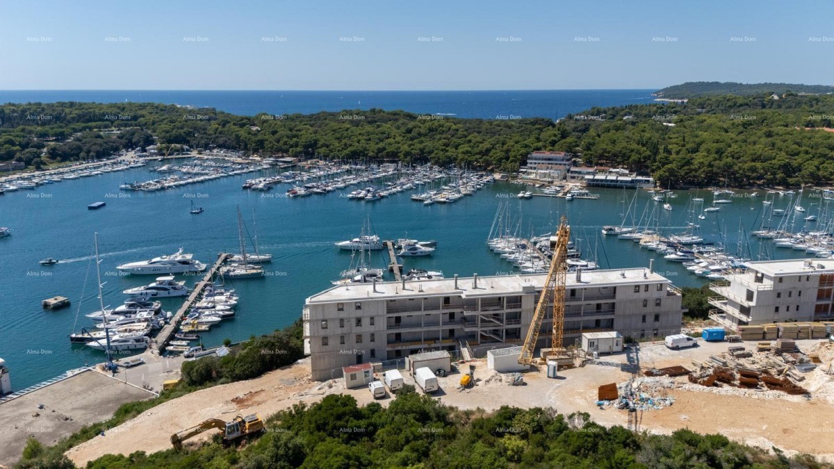 Prodaja modernih stanova u eksluzivnoj zgradi sa pogledom na marinu, Pula! 14
