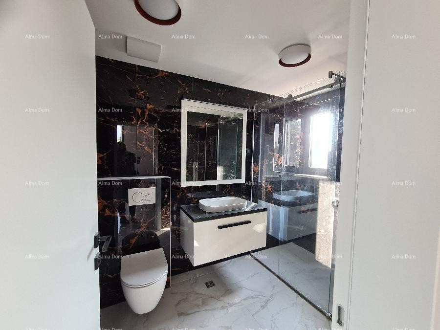 Luxury apartment in Fazana. Right next to the beach. Direct sea view. 14