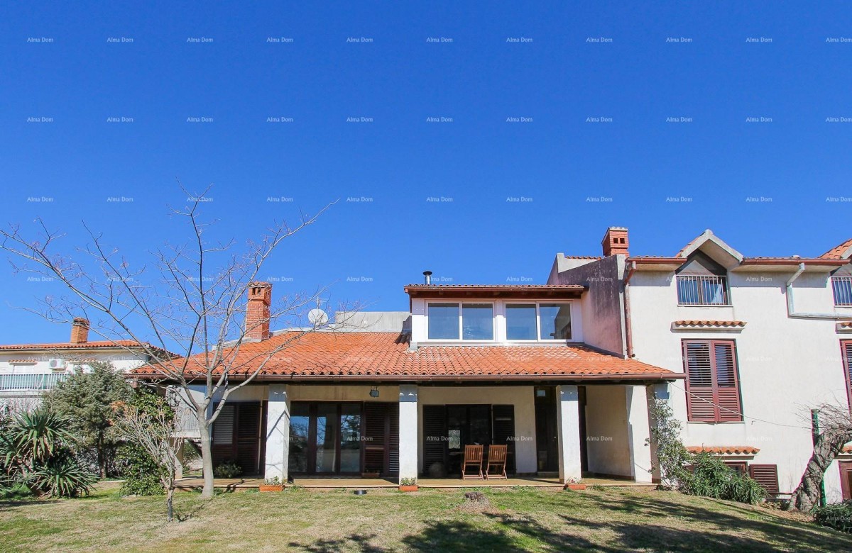 Ližnjan – Ampia casa familiare con grande potenziale 1