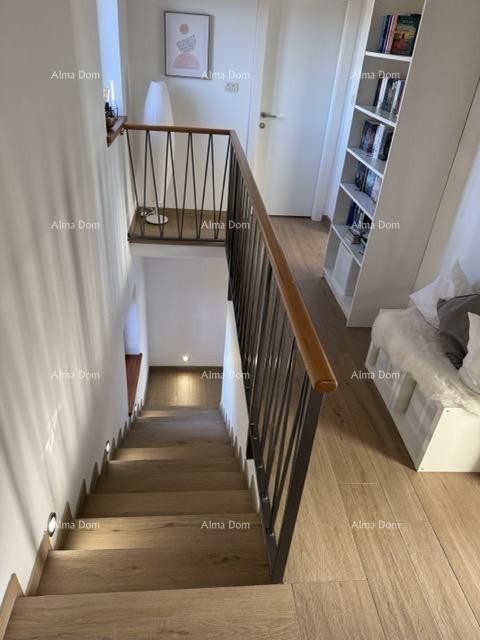 Mediteranska kuća s bazenom i pogledom na more , Raša 10