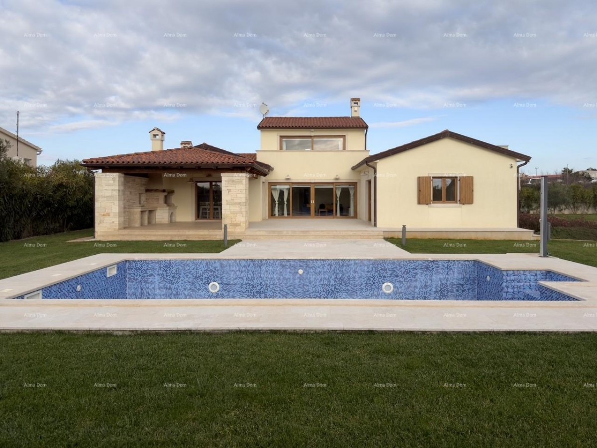 Vendiamo una villa con vista sui Brioni! 1