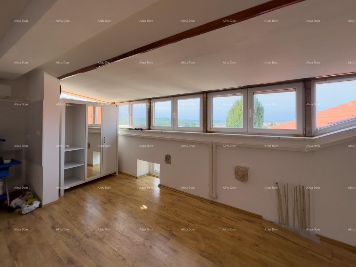 Продается   отремонтированный дом с видом на море, Медулин! 30