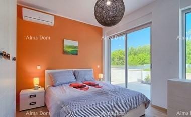 Bella villa in vendita, Marčana 15