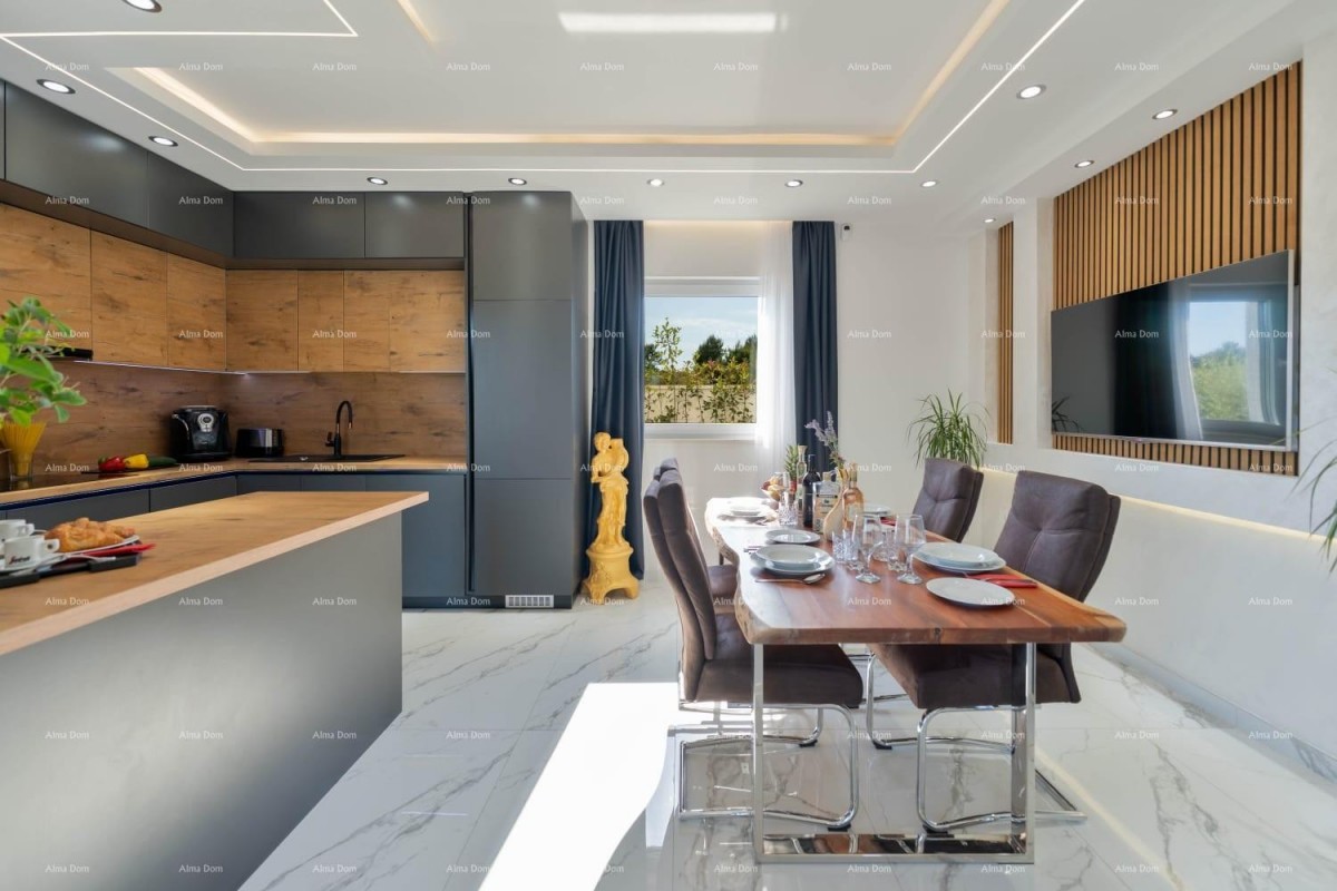 A modern house with a pool in a great location, Medulin! 9