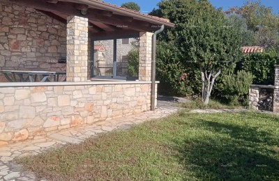 Proximity to the city of Umag. Duplex house for sale, 123.65 m² right on the seafront, 10 meters from the sea.