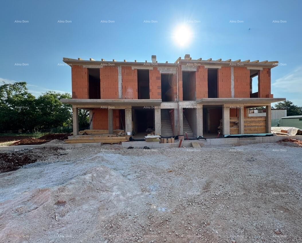 Prodaja – stanovi v gradnji, 400 m od plaže in morja, blizu Novigrada! 2