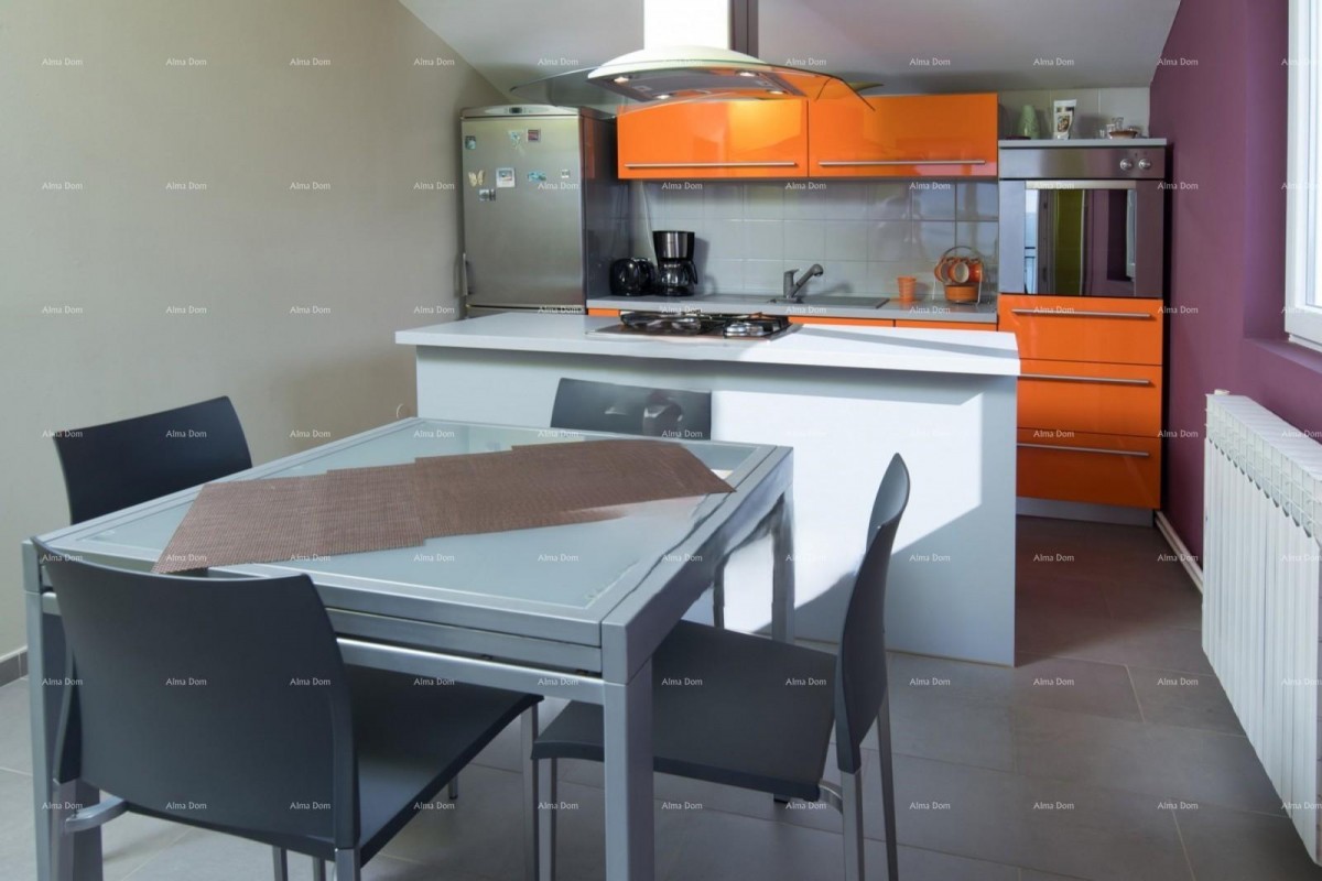 Prodaja - Prelepa kuća s apartmani i restoranom, Pula! Pogled na more! 9