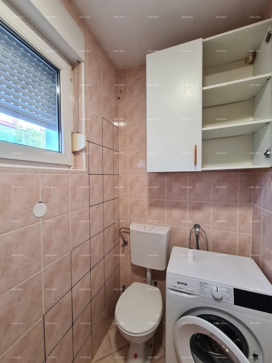 For sale: Apartment in an excellent location in Pula-Veruda, close to the sea! 23