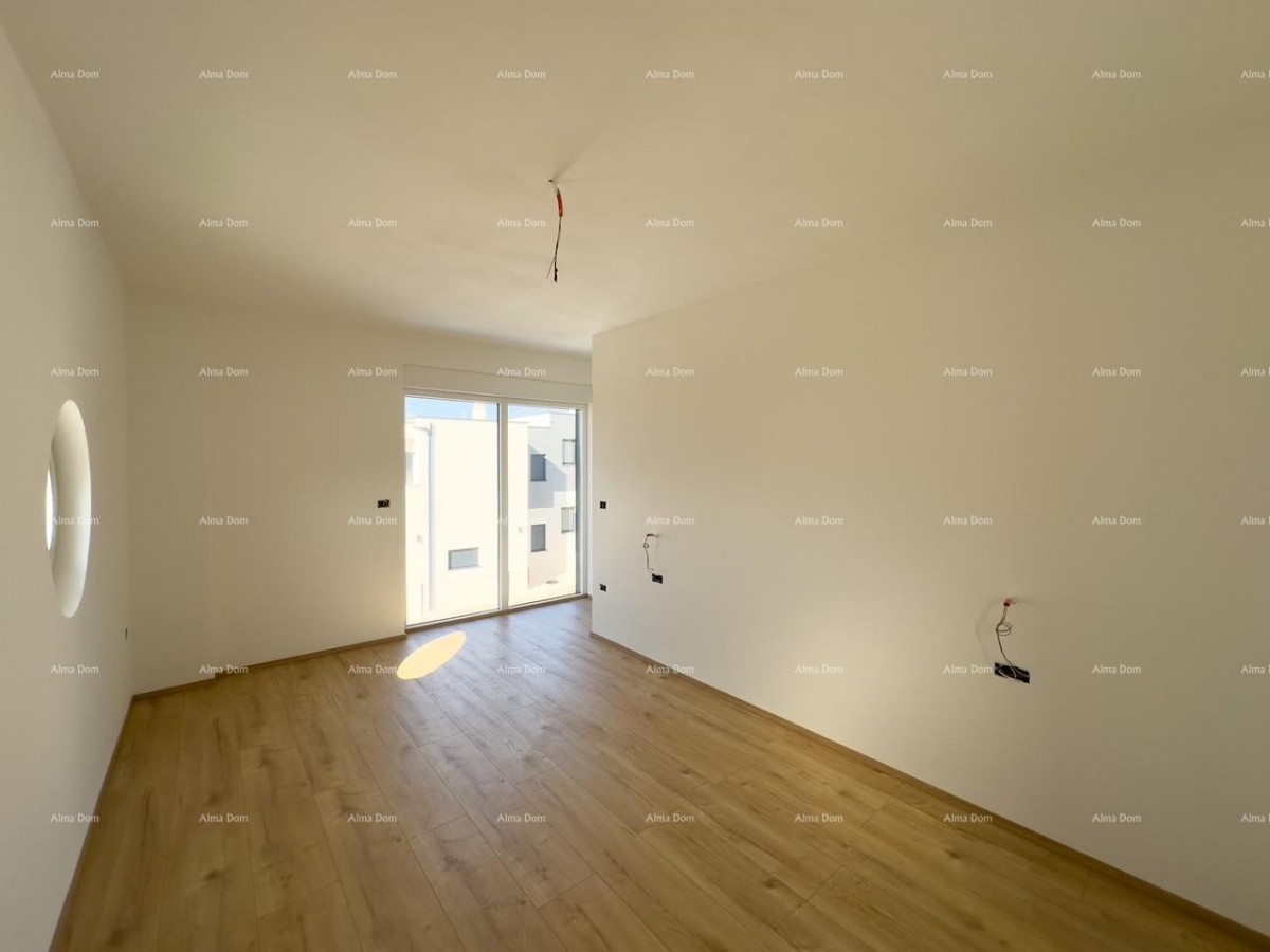 1 km do centra Medulina. Prodaja nove hiše s bazenom na odlični lokaciji, blizu morja! 22