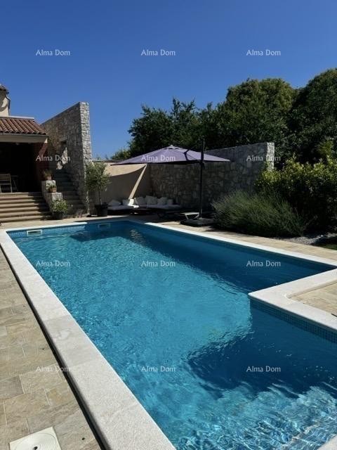 Mediteranska hiša s bazenom in pogledom na morje, Raša 1