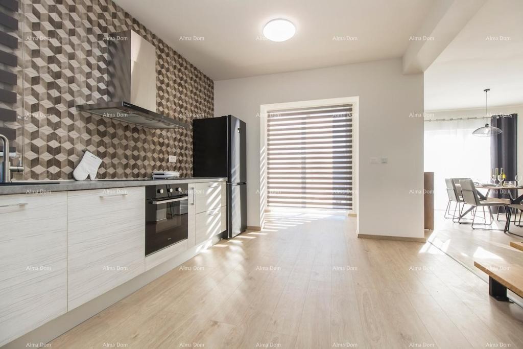 Прекрасный отдельностоящий дом с бассейном в Раши, недалеко от моря 7