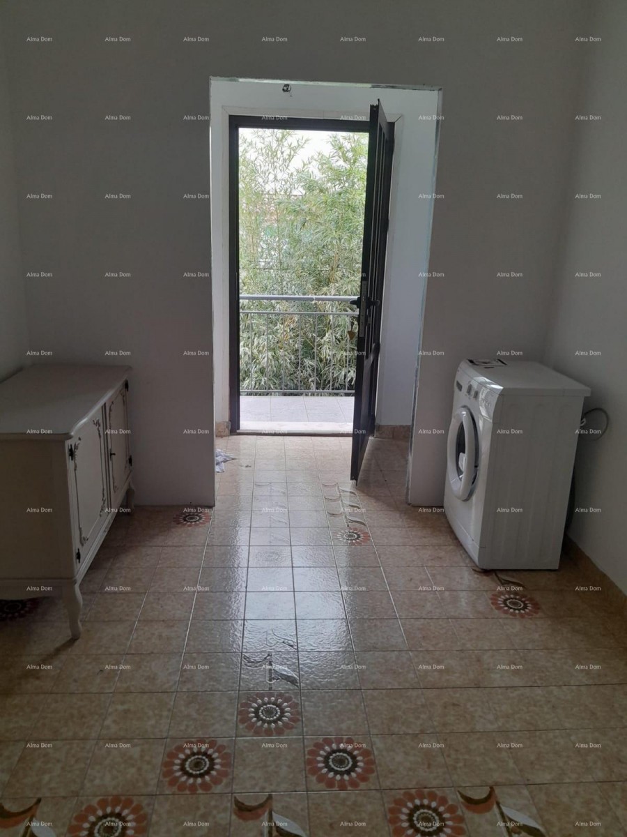 Pula Veruda. For Sale – 1st Floor of a House with Garden and Parking 3