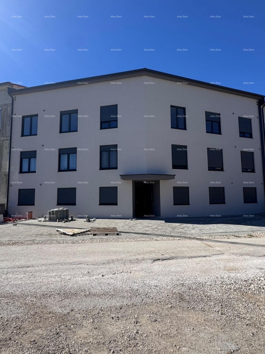 Prodaja luksuznega, dvoetažnega stanovanja s parkirnim mestom, Valbandon! 30
