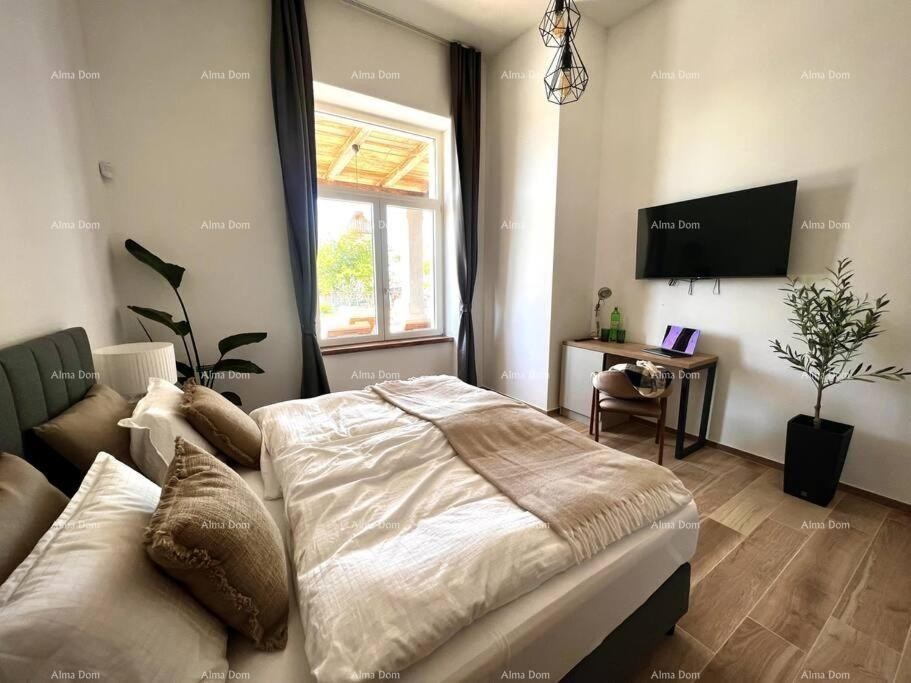 Продается красивый и современный дом, Пореч 16