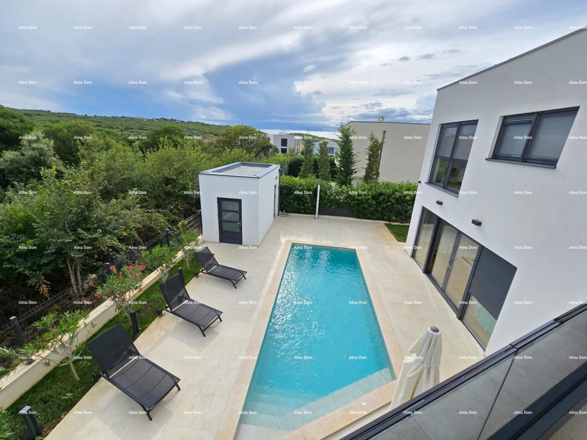 Savršena obiteljska kuća s bazenom u Banjolama, blizu plaže i prirode 11