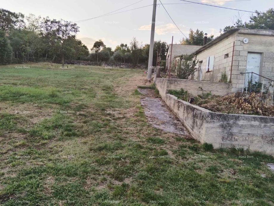 Građevinsko zemljište s pogledom na more i postojećim objektima , Barban 2