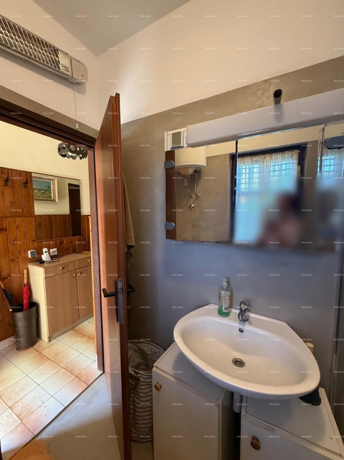 Affascinante casa familiare con ampio giardino e terreno edificabile aggiuntivo vicino a Barban 7