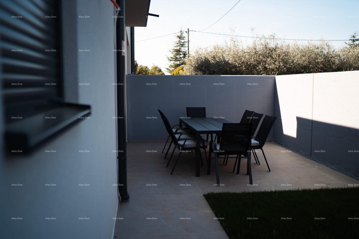 Top location, Pomer! Modern two-story house with pool and jacuzzi! 5
