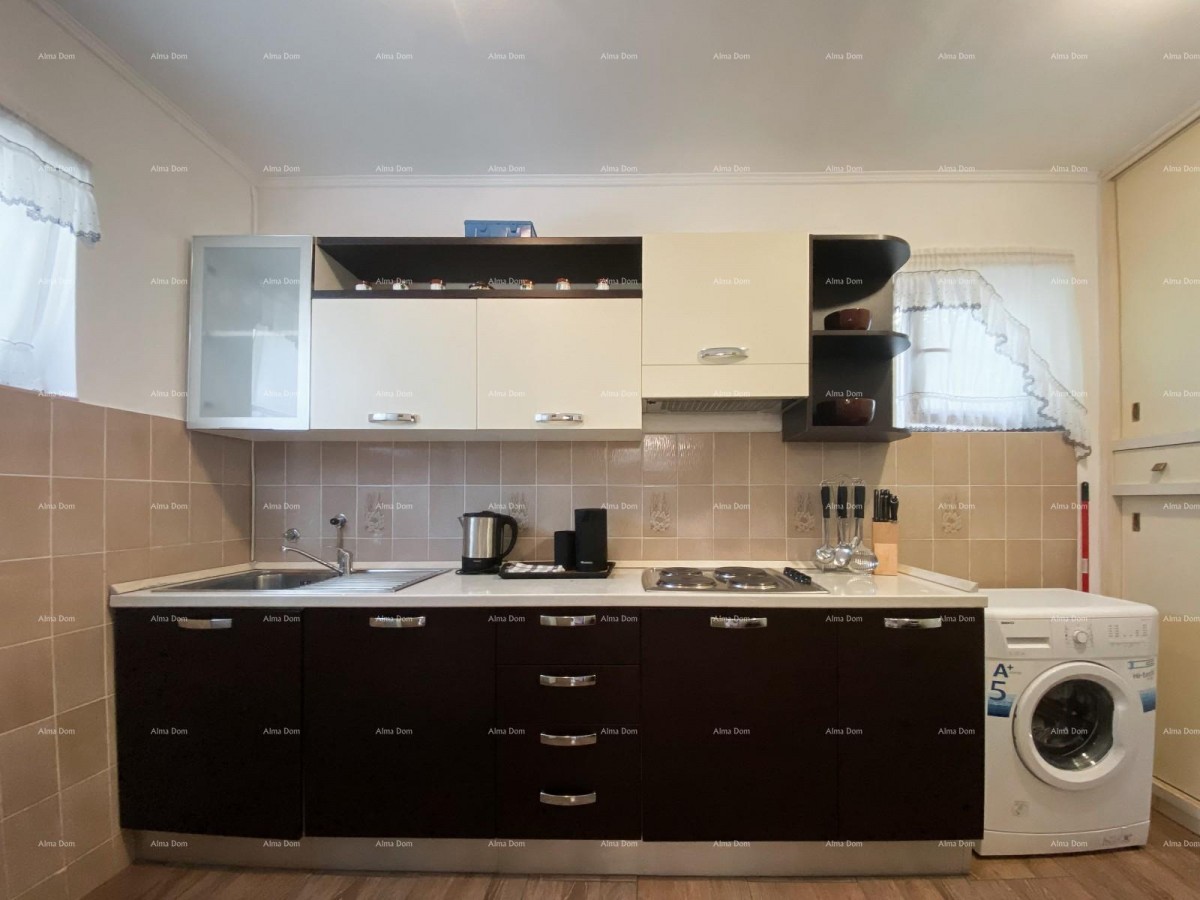 Lepa vila za prodajo na eni izmed najboljših lokacij v Supetru, otok Brač! 16