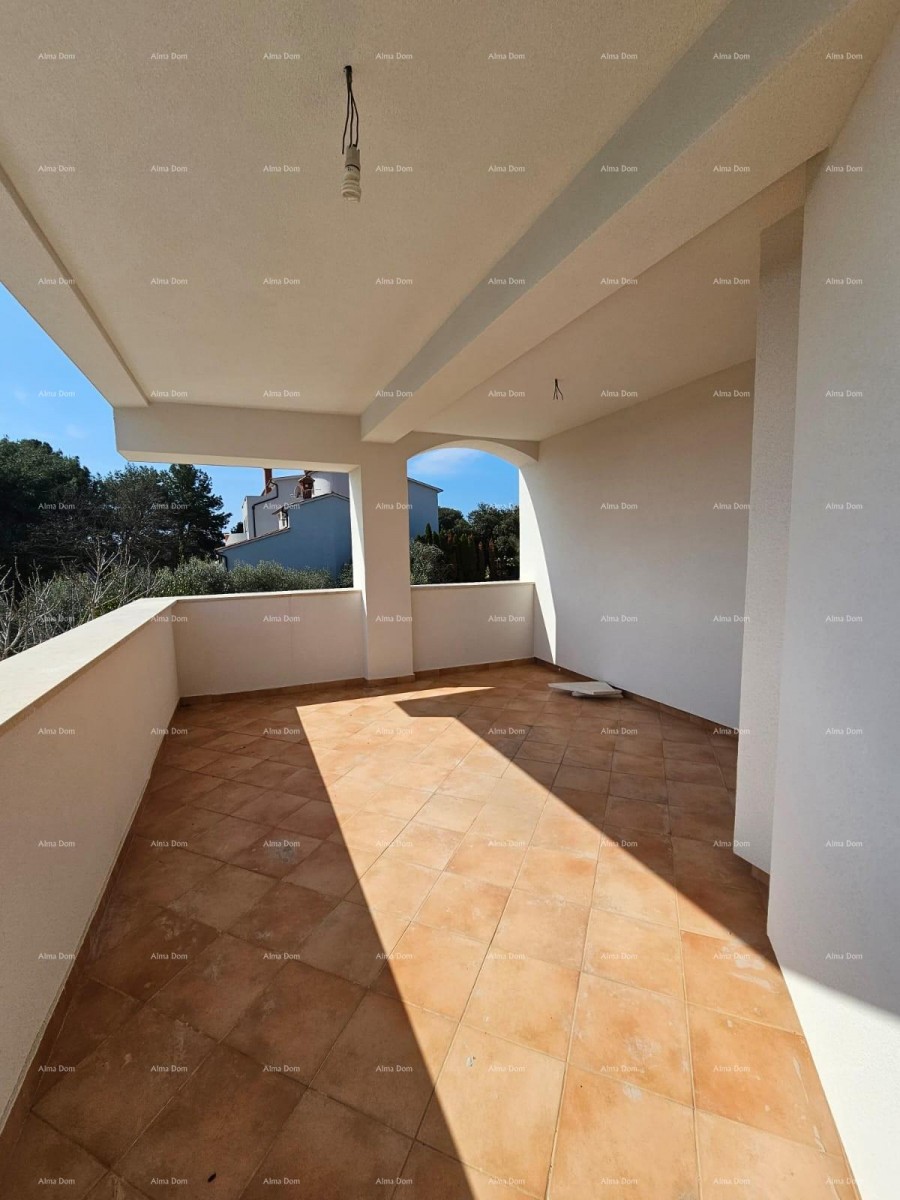 БАНЙОЛЕ – просторный дом с несколькими жилыми помещениями и дополнительным участком под застройку 13