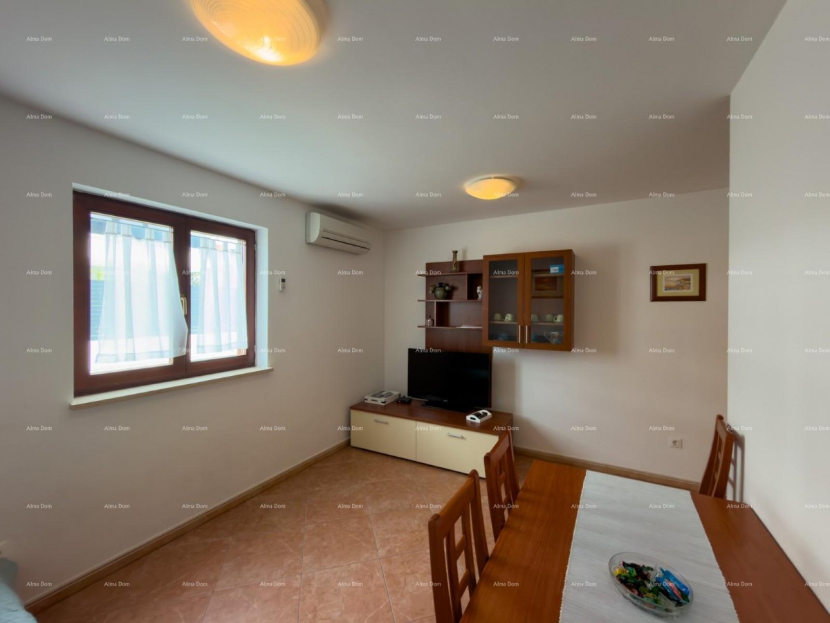 Novigrad, apartment in an attractive location with a pool. 27