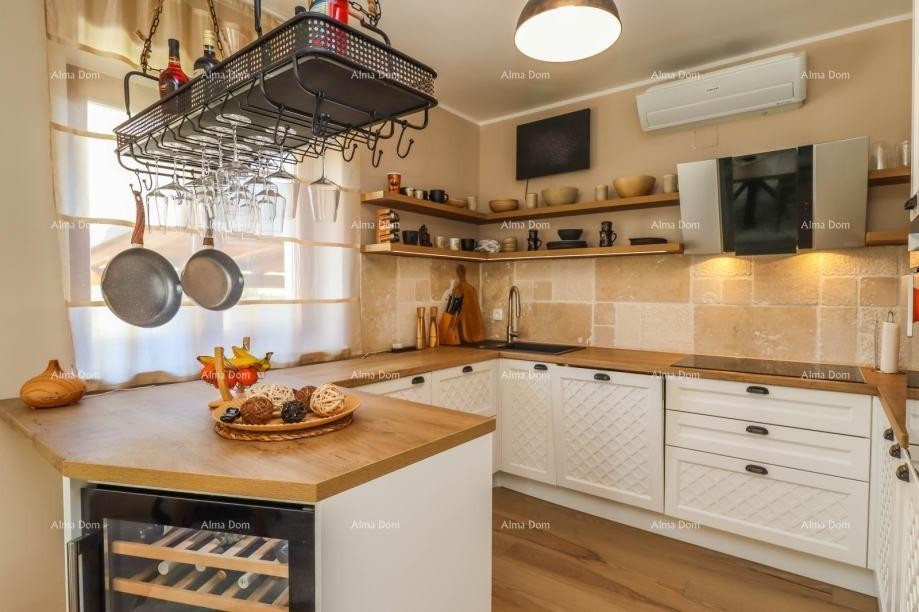 UMAG – Luxury villa with heated pool, just 120 m from the sea 7