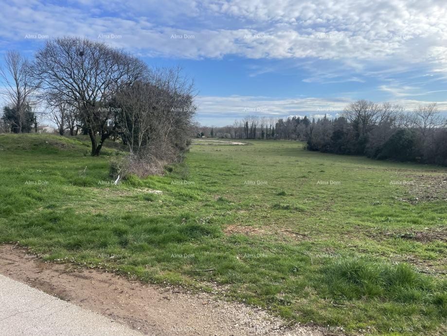 Loborika – gradbena parcela 532 m2 1