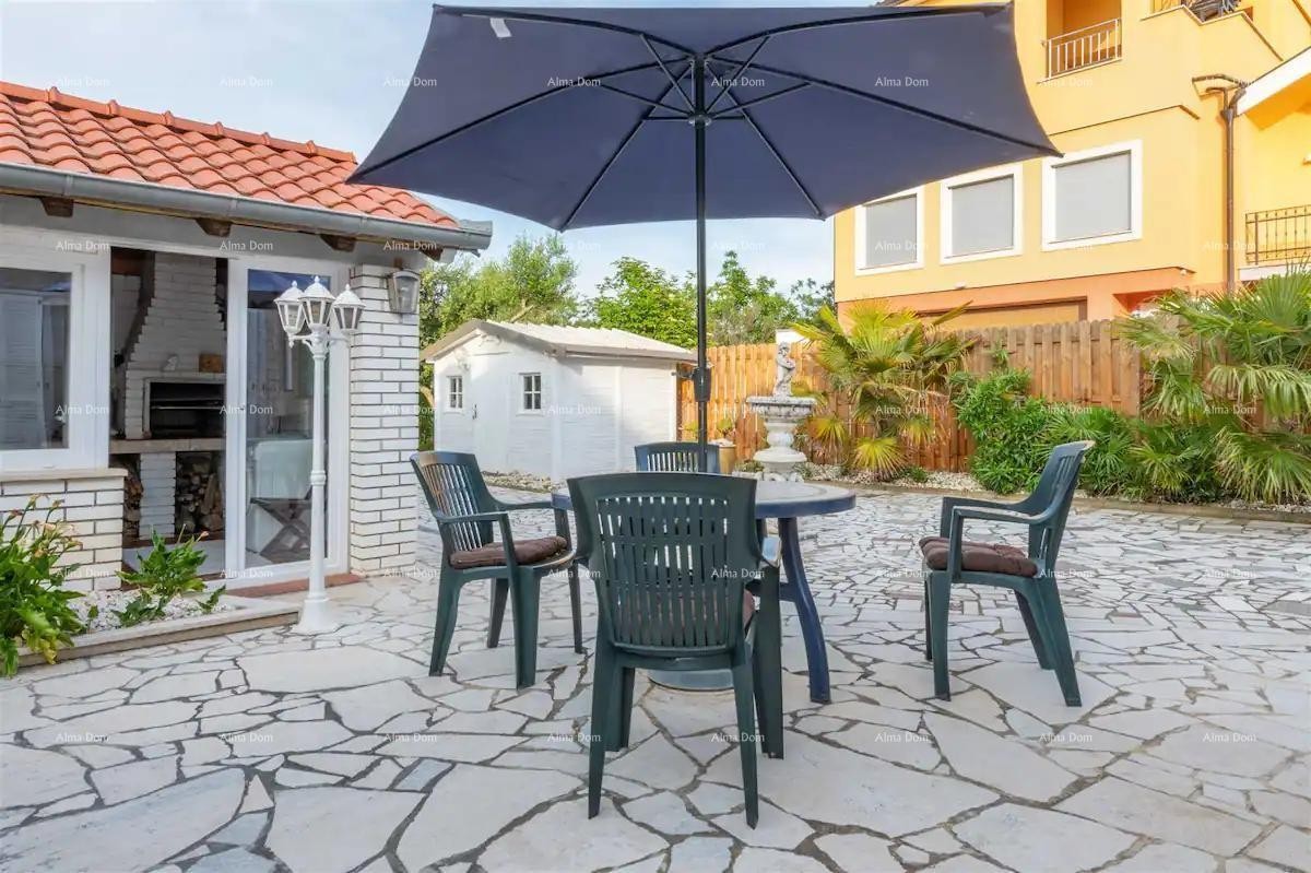 Eccellente opportunità! Vendita - casa attraente con piscina e giardino curato, Banjole! 7