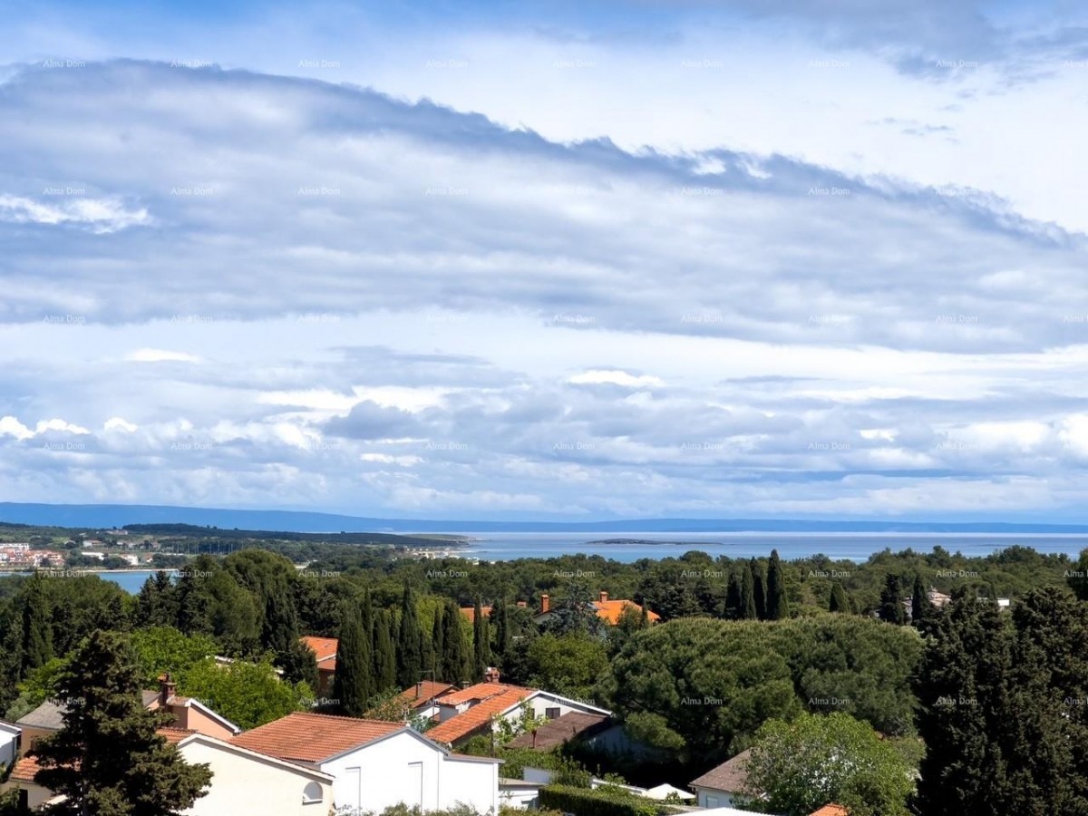 Vendiamo un appartamento con una bellissima vista sul mare! Premantura! 11