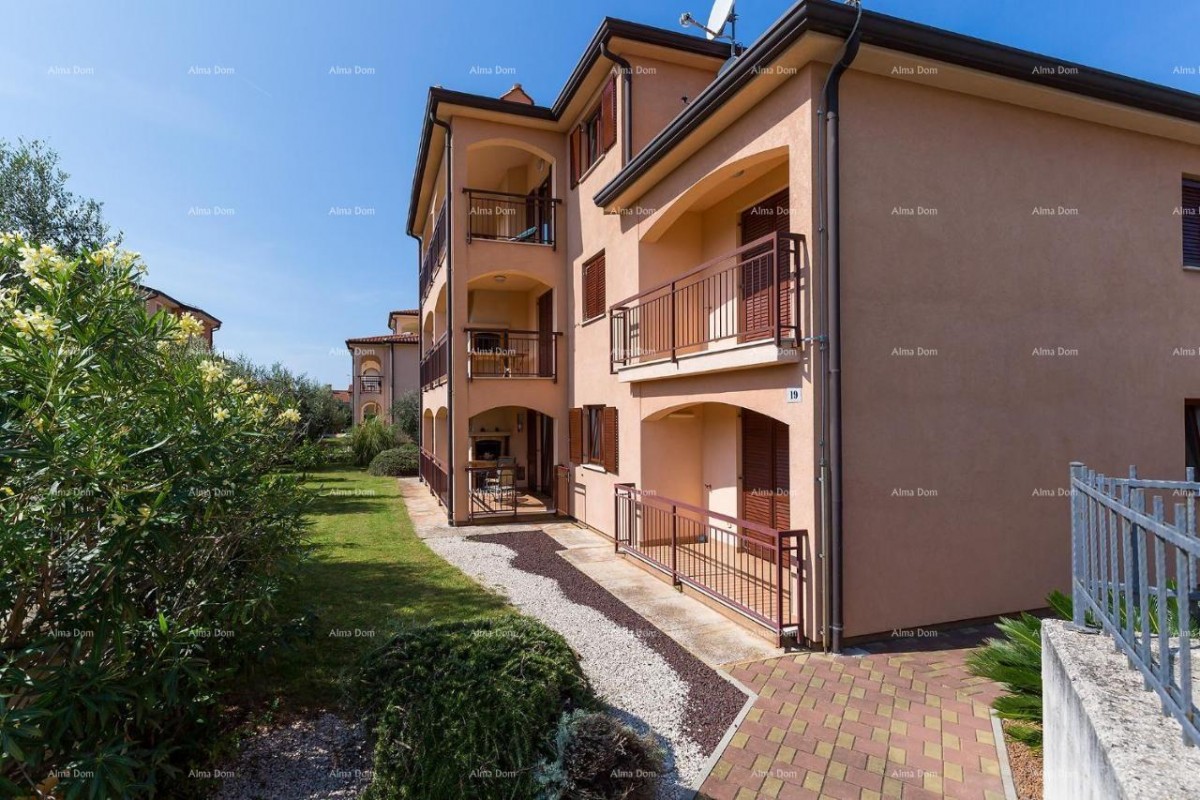 Cittanova, appartamento in una bella posizione, vicino al mare 1