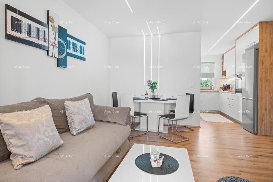 Prodaje se poslovno - stambena kuca,  Svetvinčenat 7