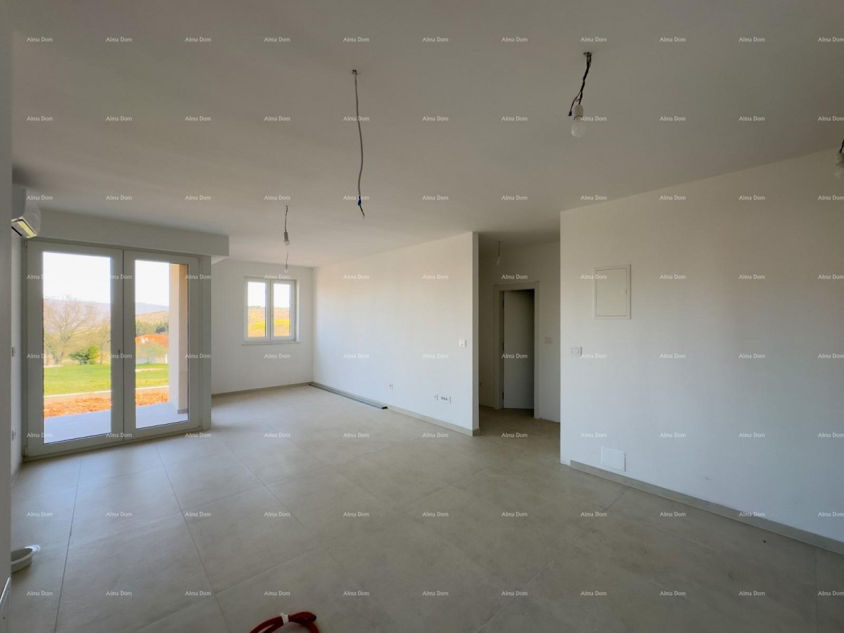 Мы продаем квартиру с большим садом в Барбане. 2