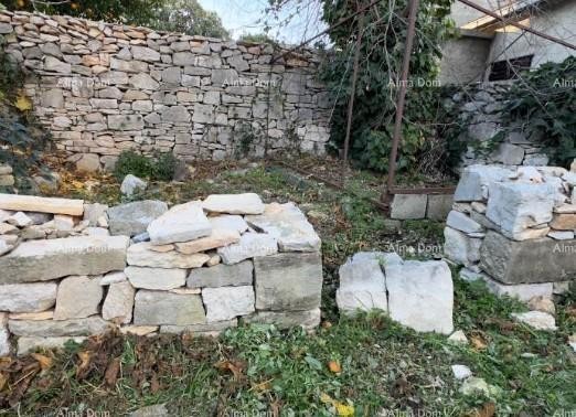 Kamena dalmatinska villa u staroj jezgri- idealna investicijska prilika- Supetar! 15