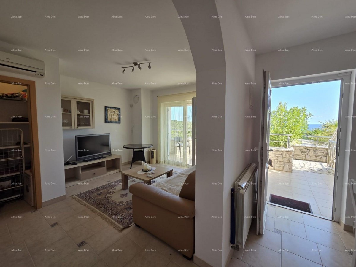 For sale: Charming 60 m² apartment, Duga Uvala, sea view 13