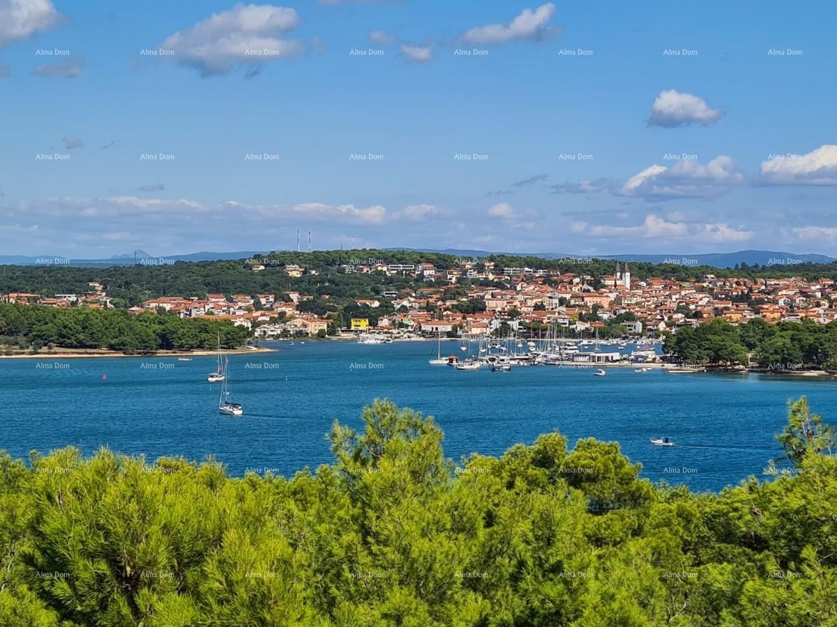 Three-storey apartment with a roof terrace! 100 meters from the sea. 2