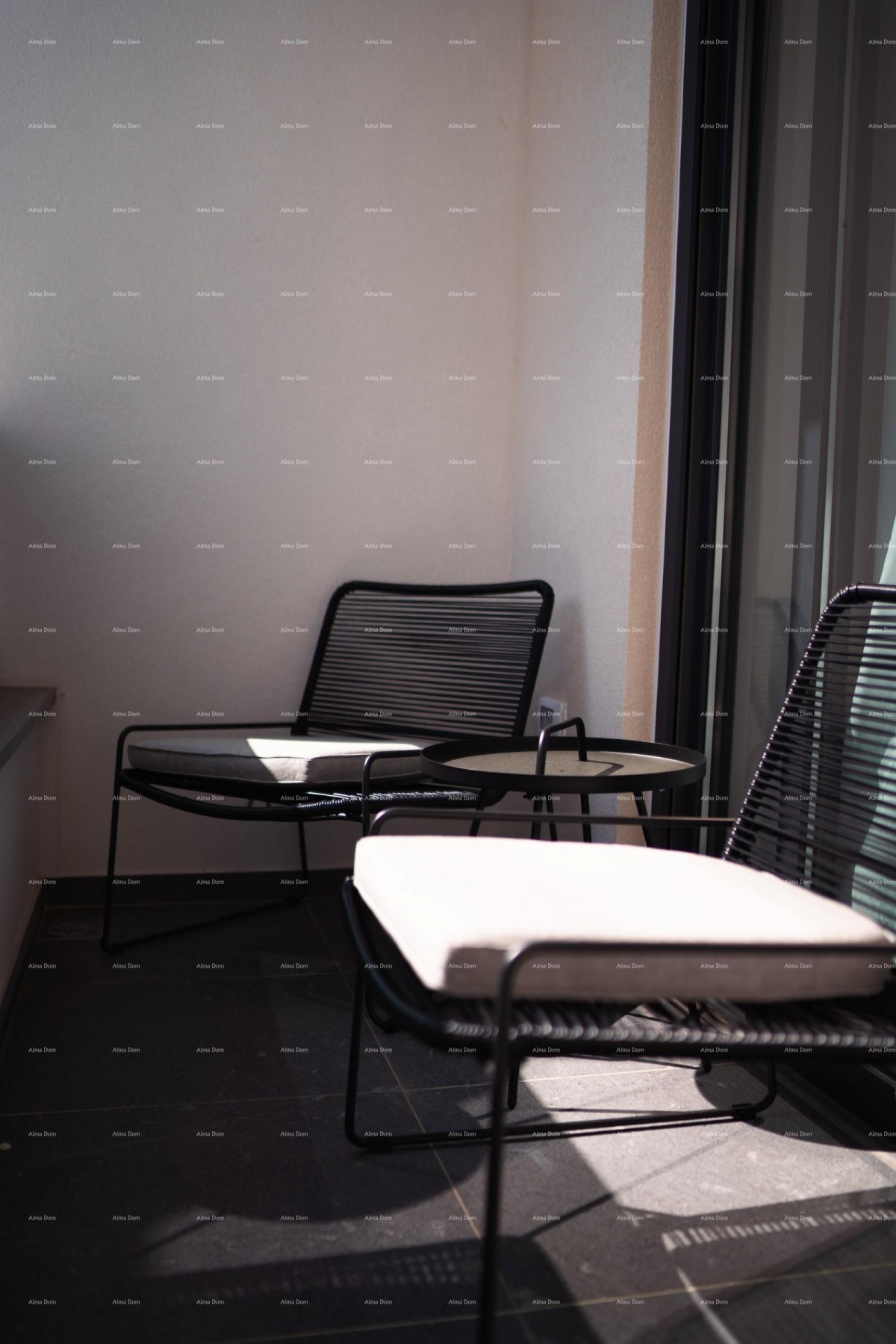 Продажа нового, современного двухэтажного дома с бассейном в непосредственной близости от моря, Помер! 25