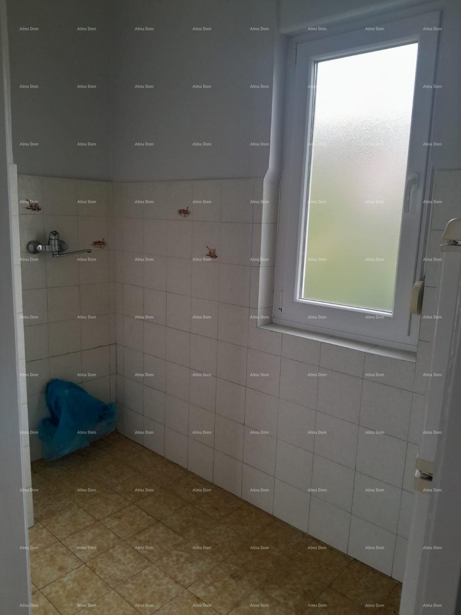Pula Veruda. For Sale – 1st Floor of a House with Garden and Parking 12