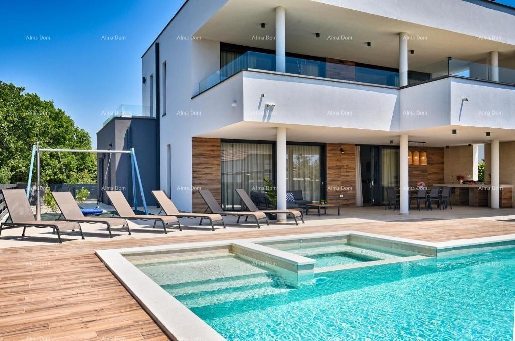 Fažana - Peroj - Beautiful Villa with Pool and Sea View Near the Beach 4