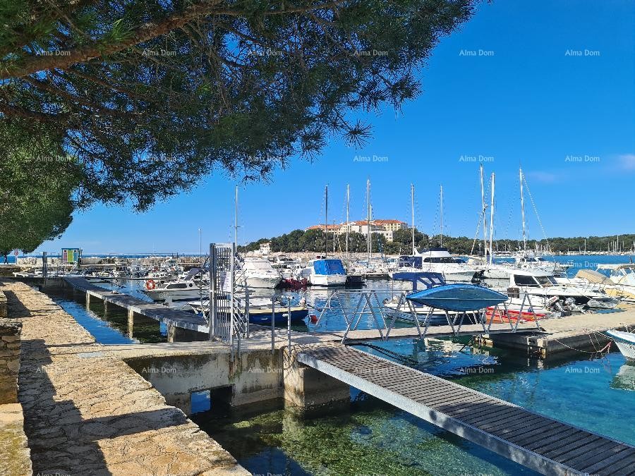 Prvi red do morja in plaže – hiša s bazenom in veliko okužnico, Pješčana Uvala! 5