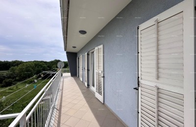 We are selling an apartment in a quiet location. Busoler.