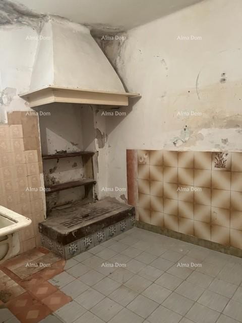 Šarmantna hiša v Vrsarju z možnostjo prenove blizu obale 9