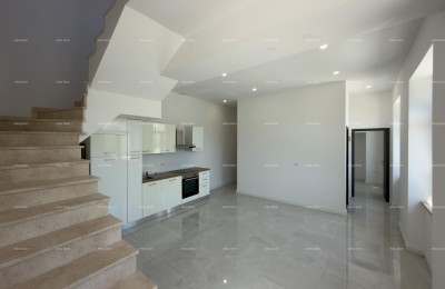 House 150 m² – Pula, Šijana