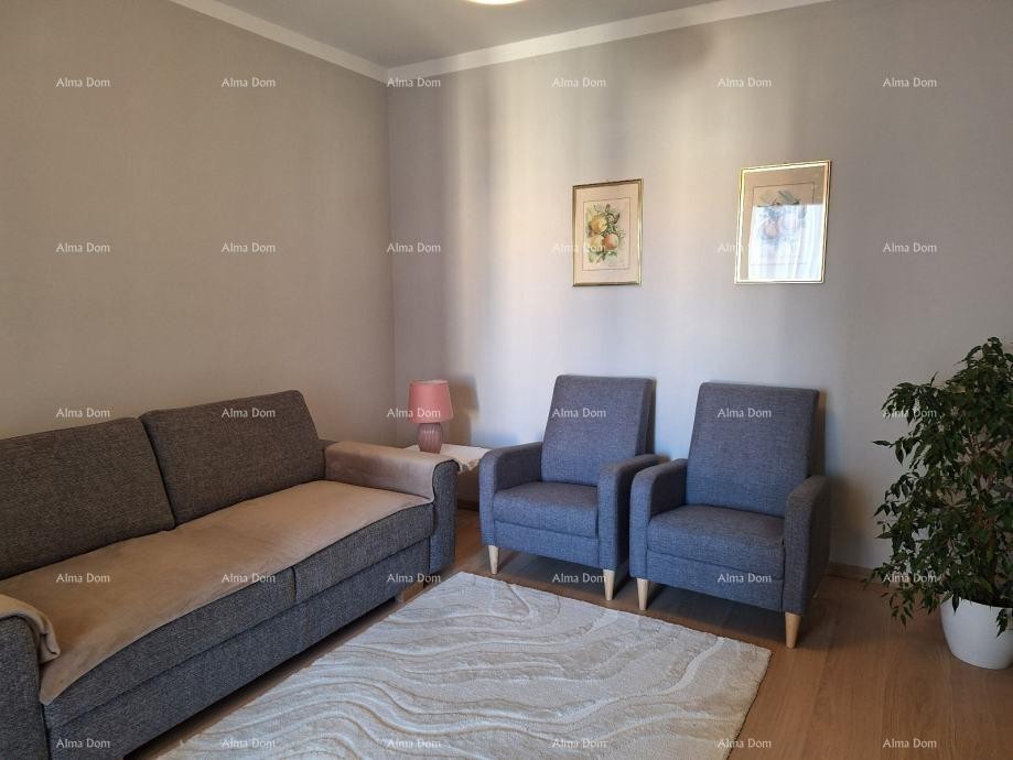 УМАГ – квартира в центре, 300 м от моря 4