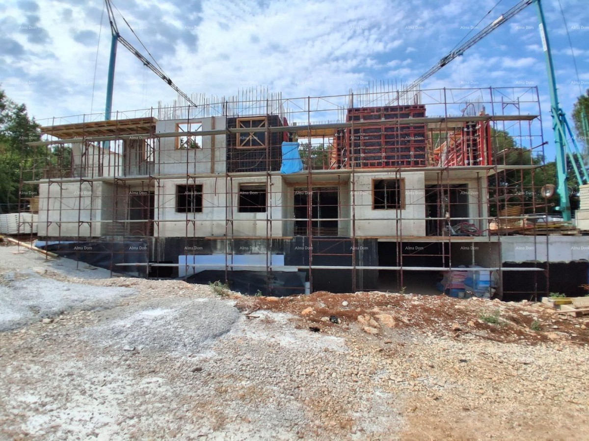 Продажа квартир в современной новостройке, Пореч! 9