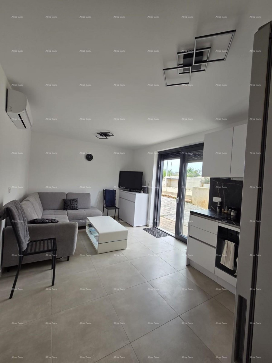 Appartamento moderno di 70 m2 con giardino – Štinjan, Pola 1