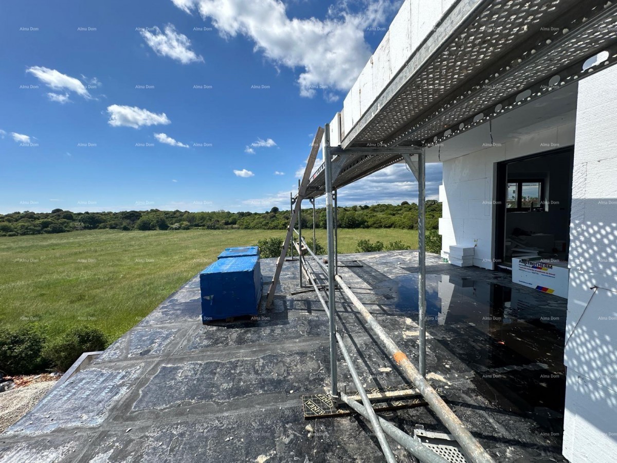 Prodaja stana/penthouse u novogradnji sa velikom terasom, Štinjan! 11