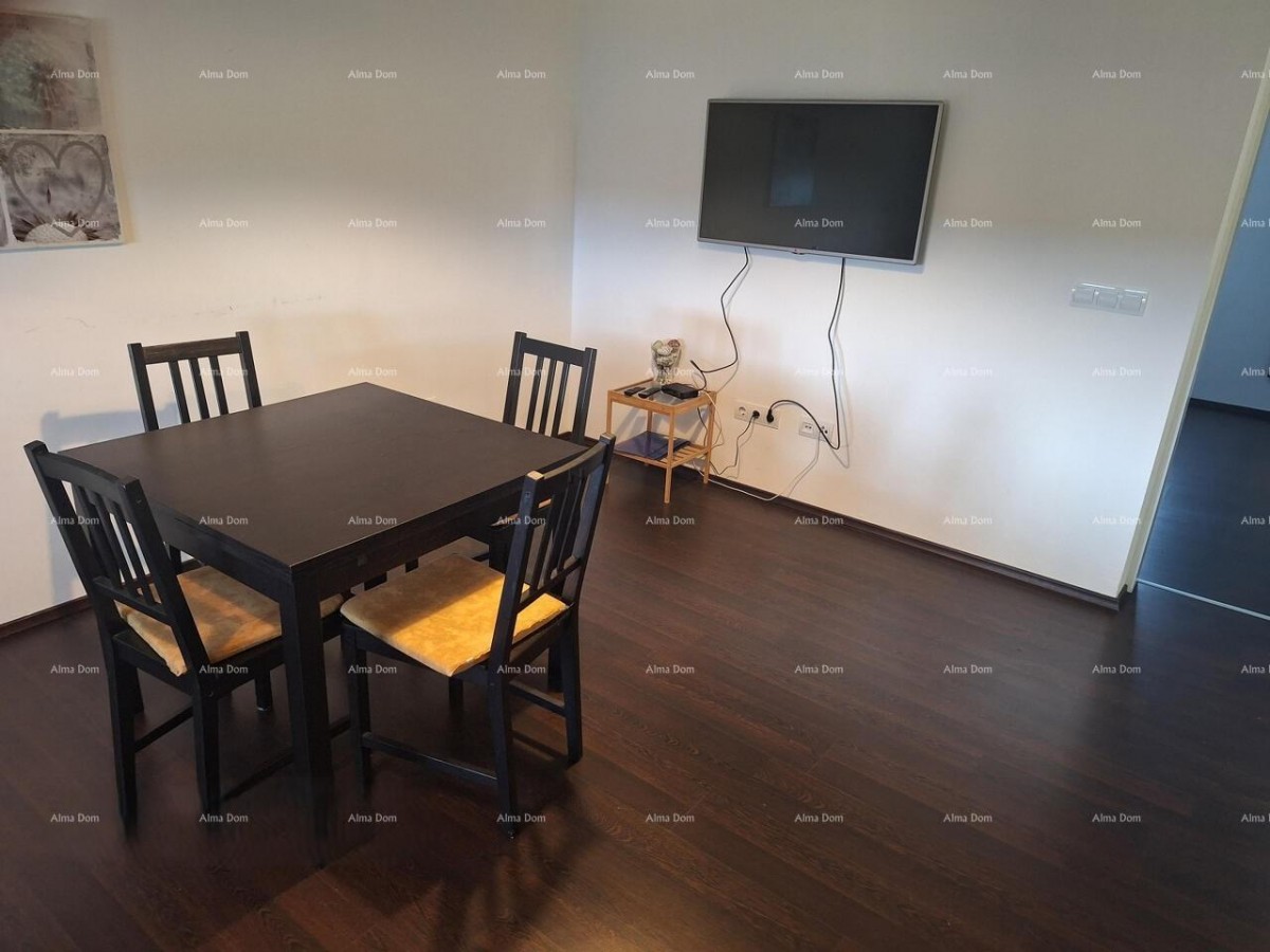 Prodaja-Lijepo uređeni, opremljen stan u mirnom naselju blizu mora, Umag! 9